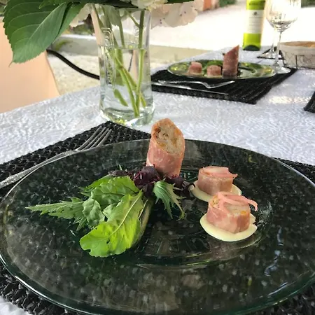 Les Ombrieres * Porcheresse