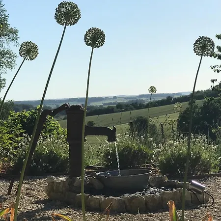 Les Ombrieres 住宿加早餐酒店 *