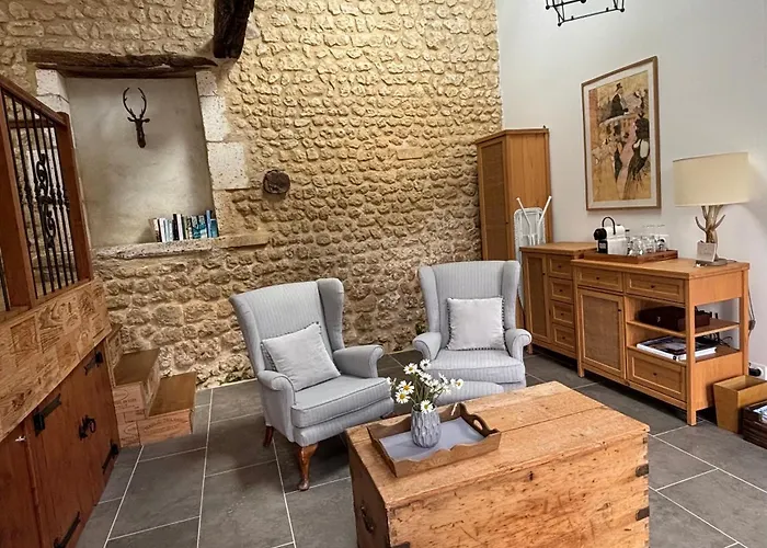 Les Ombrieres Porcheresse